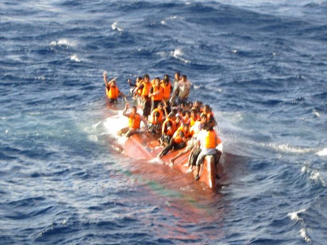456892-asylum-seeker-rescue